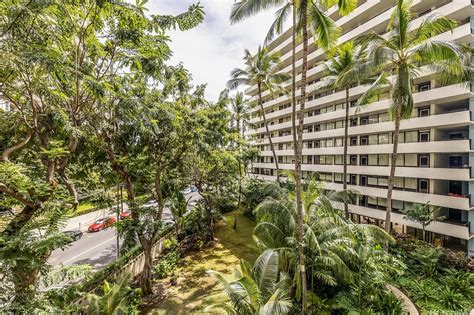 425 ena road waikiki|kalia waikiki.